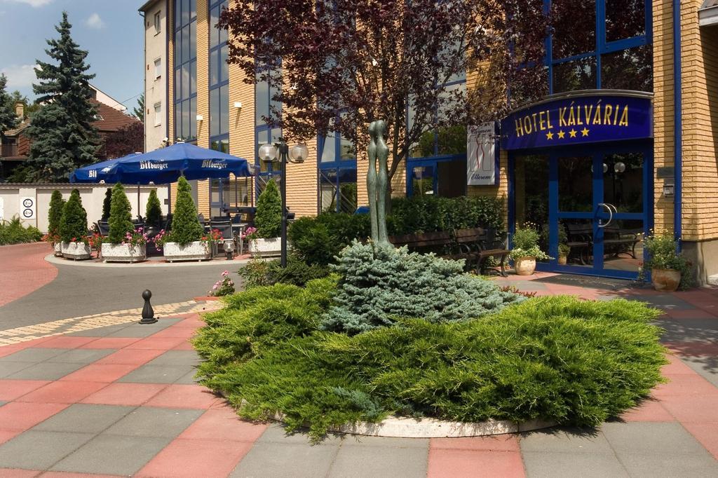 גיור Hotel Kalvaria Superior מראה חיצוני תמונה